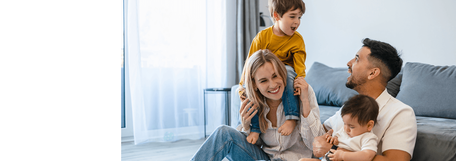 1992614-25 IU65 Webpage Covers_v2_Family_1600x565